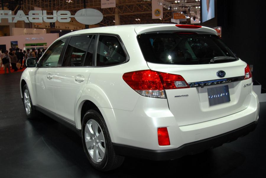  Subaru Outback 2010 года  (фото 74 из 79)